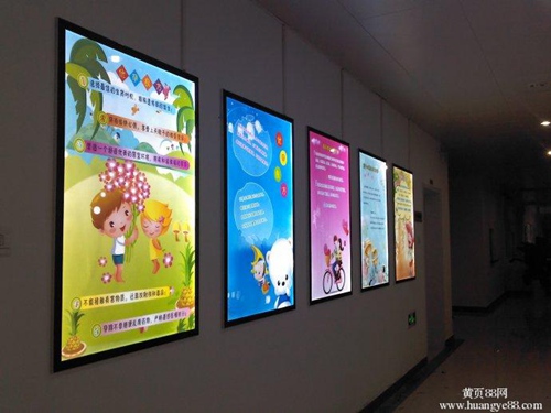 室外磁吸燈箱應(yīng)具有什么樣的屬性？